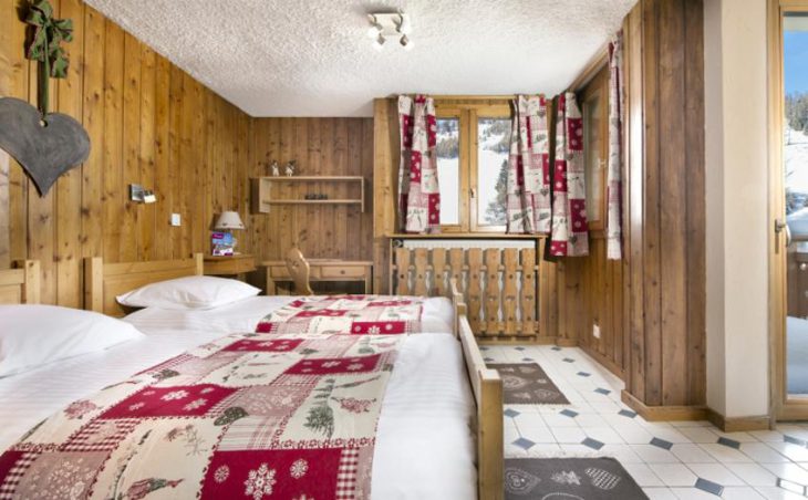 Chalet Nicole (Childcare), La Plagne 1800, Lounge 3